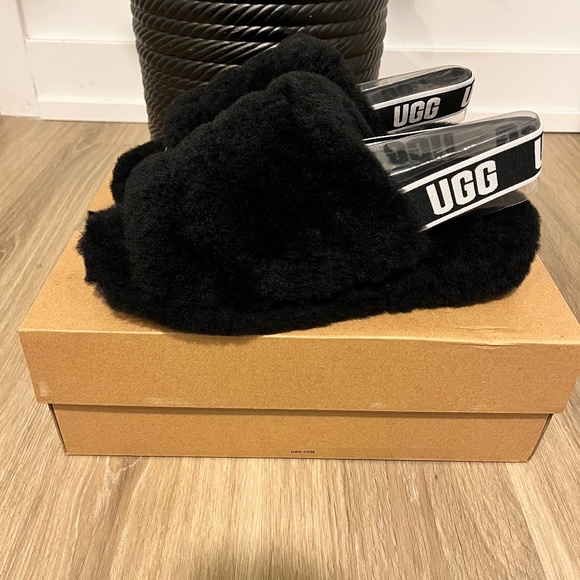 Shoes - UGG Fluff Yeah Slides